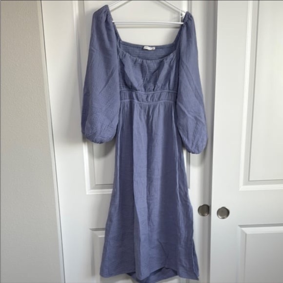 Lush Dresses & Skirts - Lush Blue Puff Sleeve Sundress